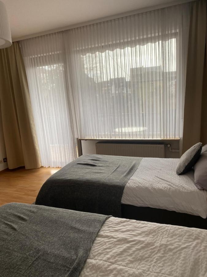 Ferienhaus Loehr Mit Treppenlift Villa Koblenz  Buitenkant foto