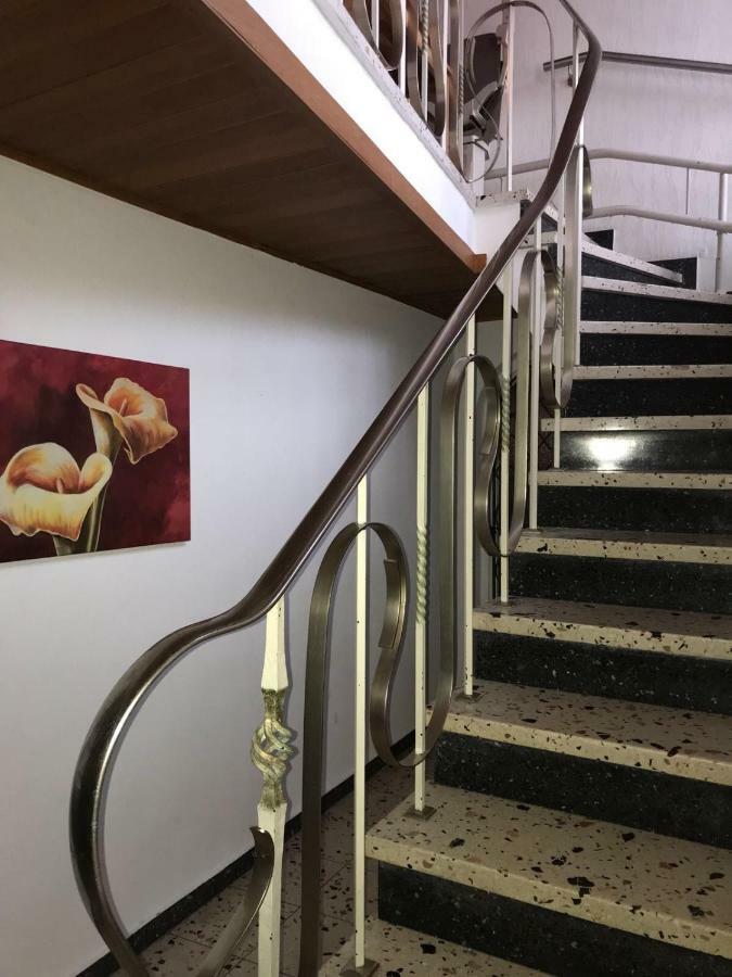 Ferienhaus Loehr Mit Treppenlift Villa Koblenz  Buitenkant foto